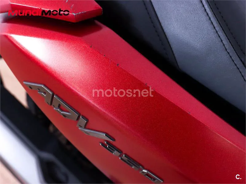 Honda ADV 350 – Vista 26