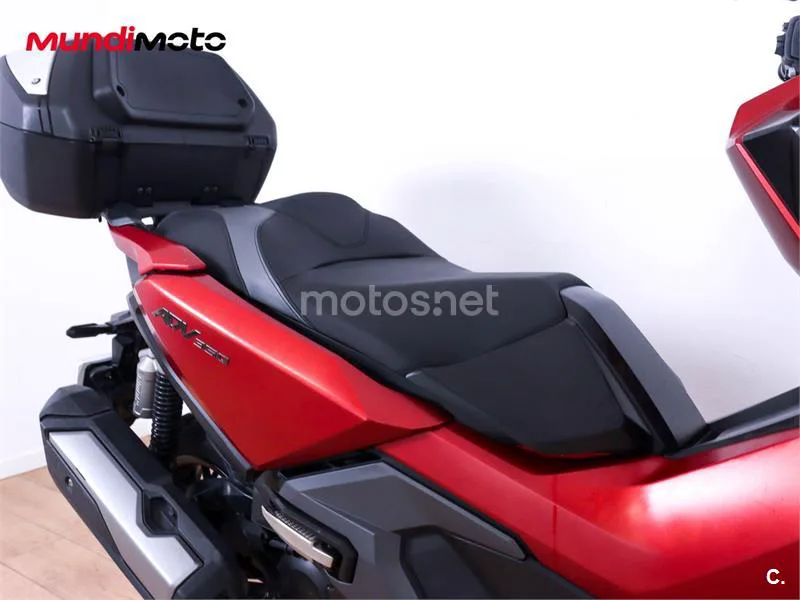 Honda ADV 350 – Vista 28
