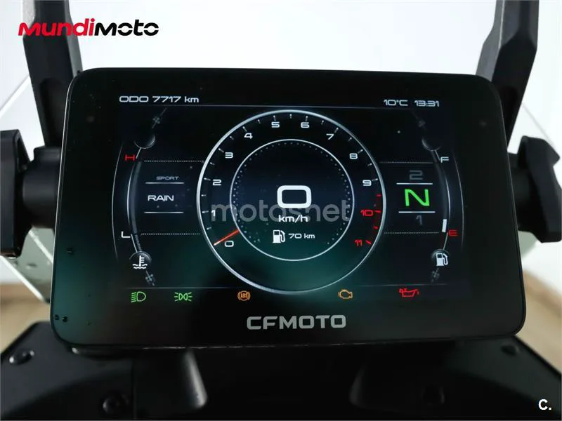 CFMOTO 800MT – Vista 12