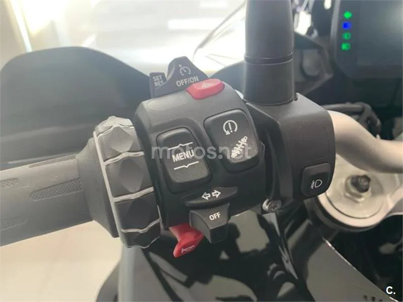 BMW F 900 GS – Vista 8