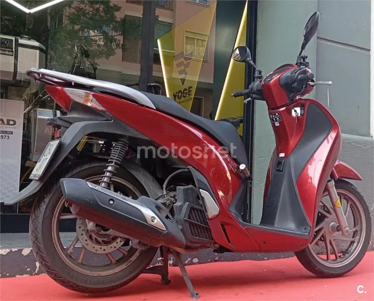 Honda SH 125i – Vista 3