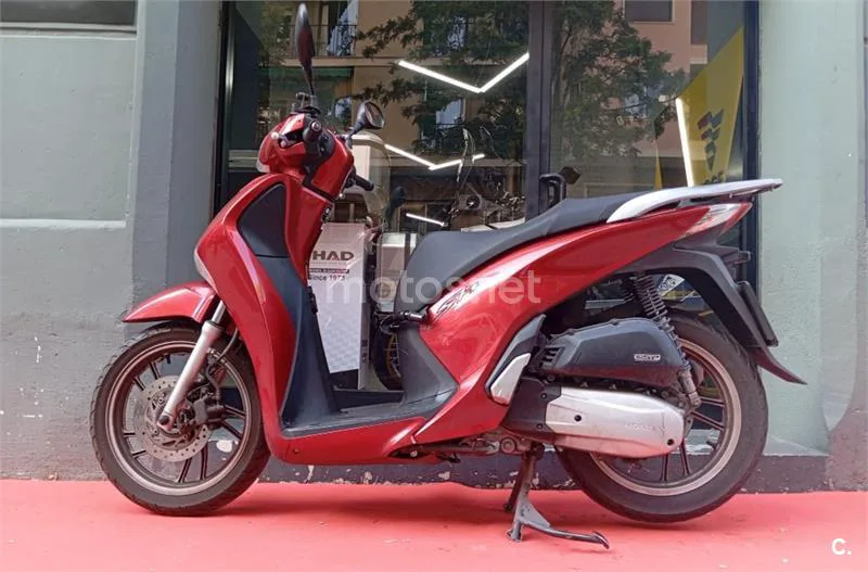 Honda SH 125i – Vista 4
