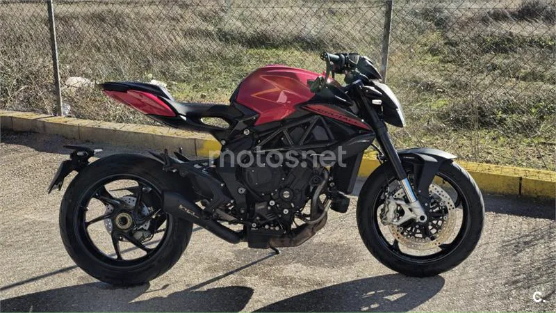 MV Agusta Brutale – Vista 3