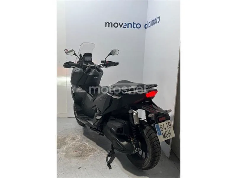 Honda ADV 350 – Vista 6