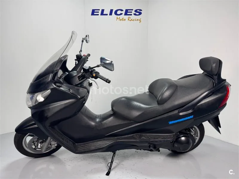 Suzuki Burgman 400 – Vista 15