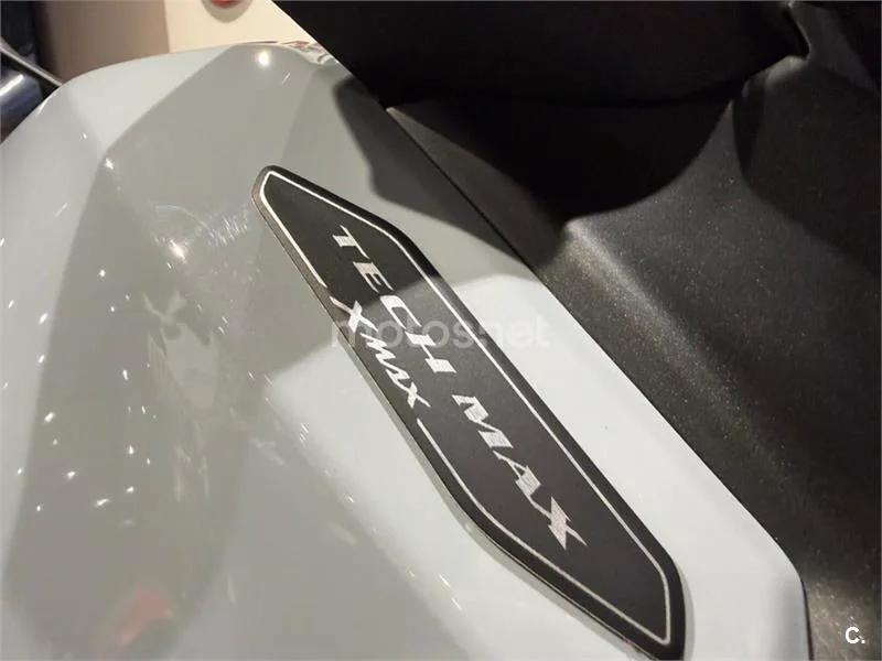 Yamaha XMAX 125 – Vista 16