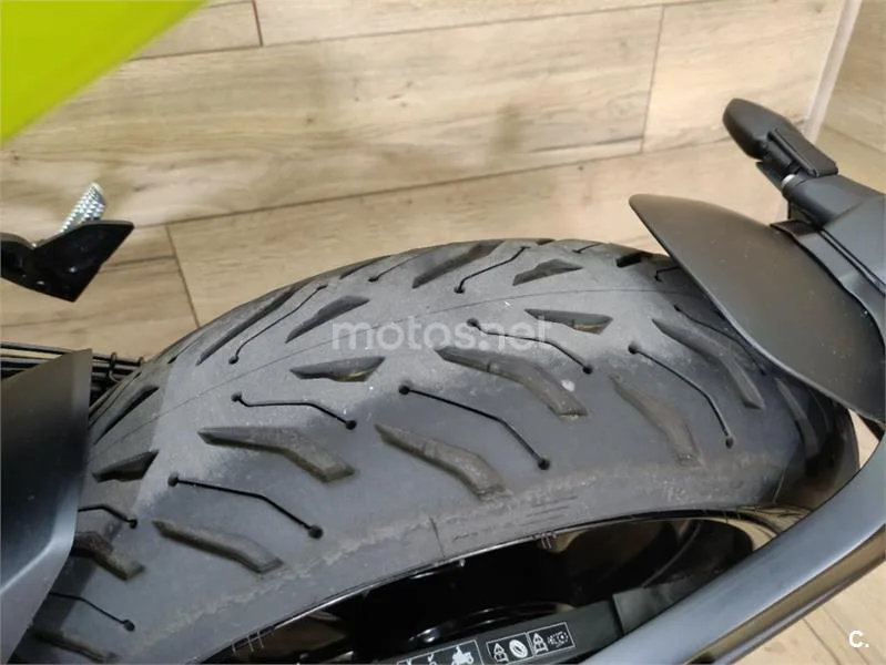 Triumph Trident 660 – Vista 18