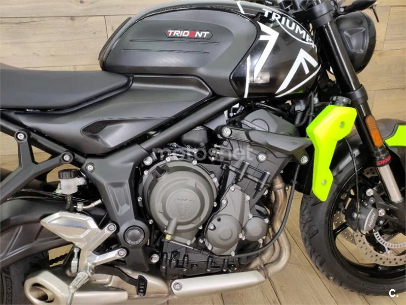 Triumph Trident 660 – Vista 7
