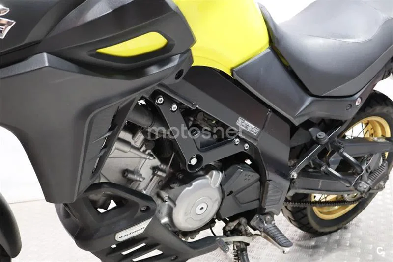 Suzuki V-Strom 650 XT – Vista 13