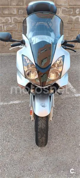 Honda VFR 800 – Vista 5