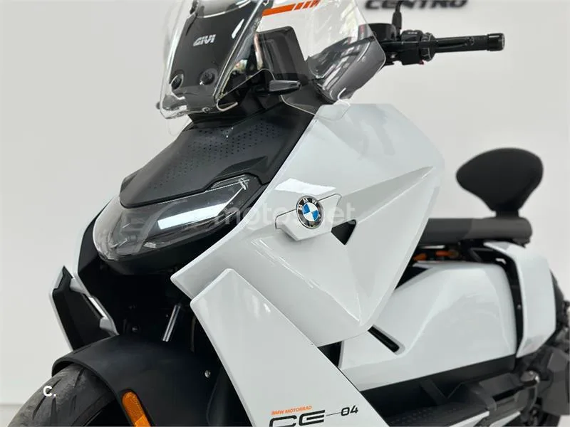 BMW CE 04 – Vista 18