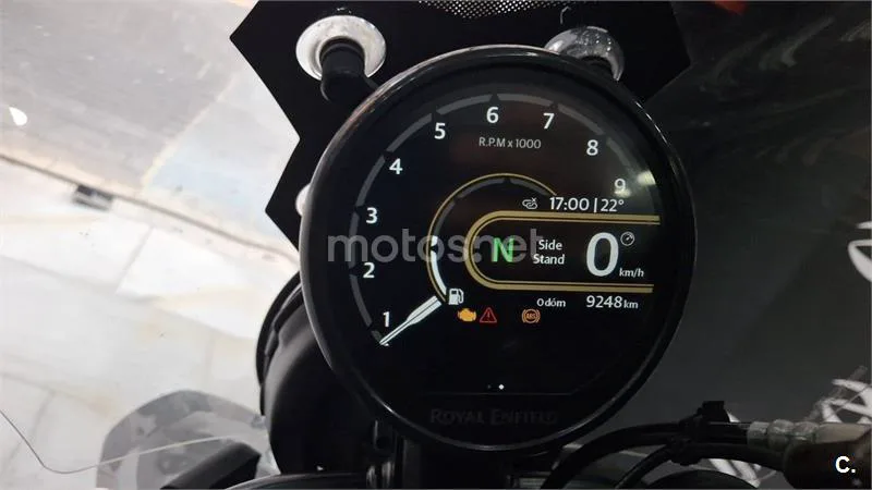 Royal Enfield Himalayan 450 – Vista 9