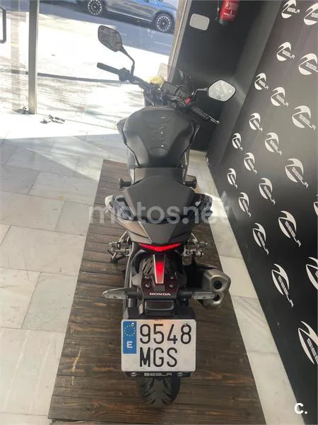 Honda CB 500 F – Vista 3