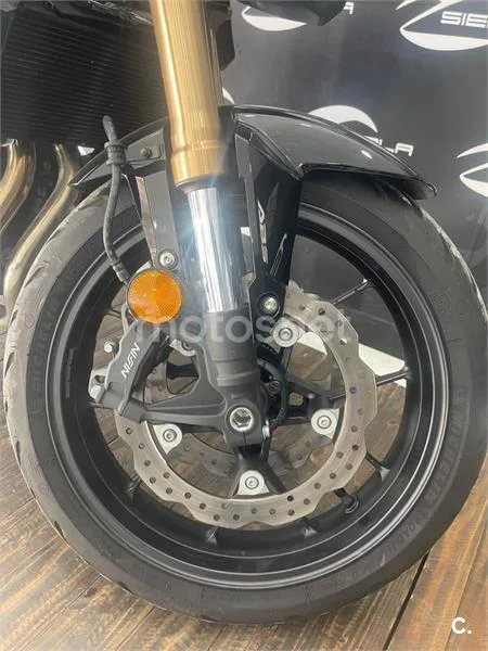 Honda CB 500 F – Vista 9