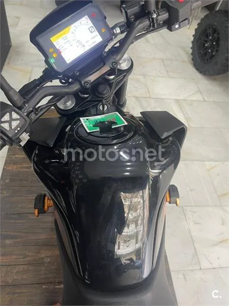 KTM 125 – Vista 7