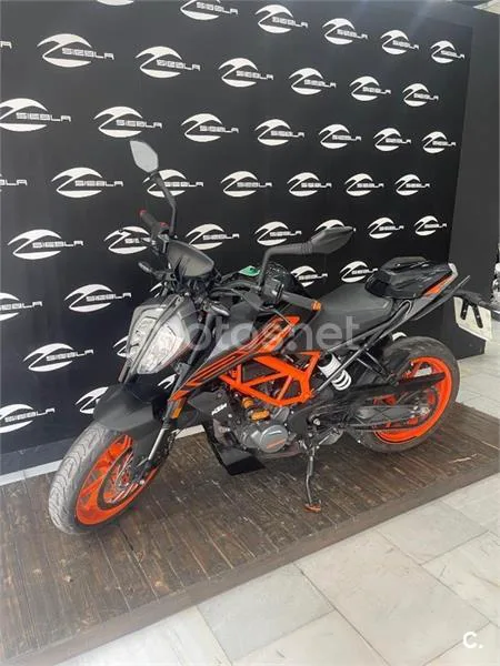 KTM 125 – Vista 10