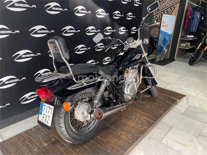 Suzuki Marauder 250 – Vista 8