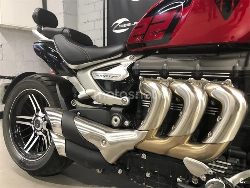 Triumph Rocket 3 – Vista 4