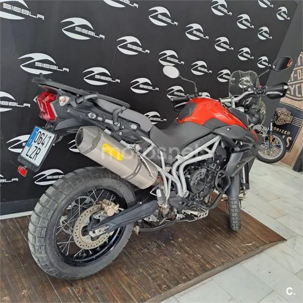 Triumph Tiger 800 XC – Vista 7