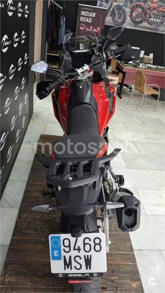 MV Agusta Enduro Veloce – Vista 7
