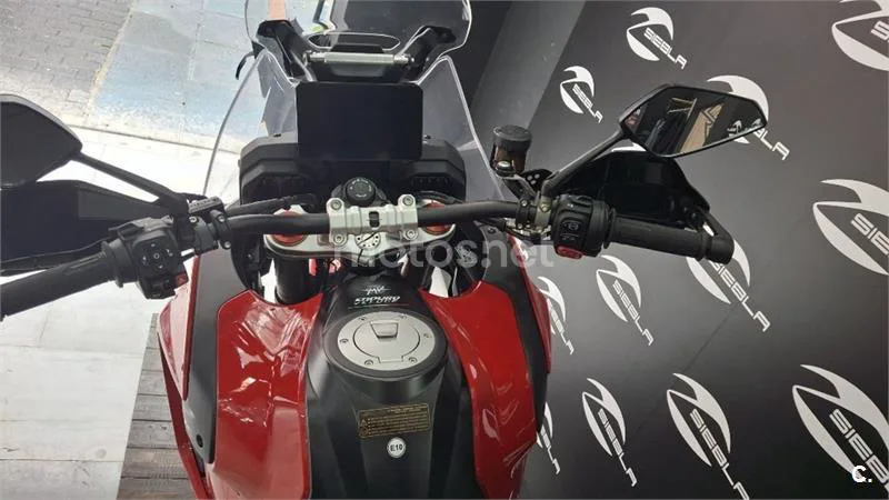 MV Agusta Enduro Veloce – Vista 8