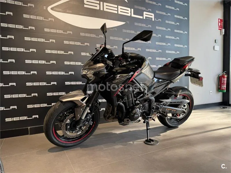 Kawasaki Z900 – Vista 3