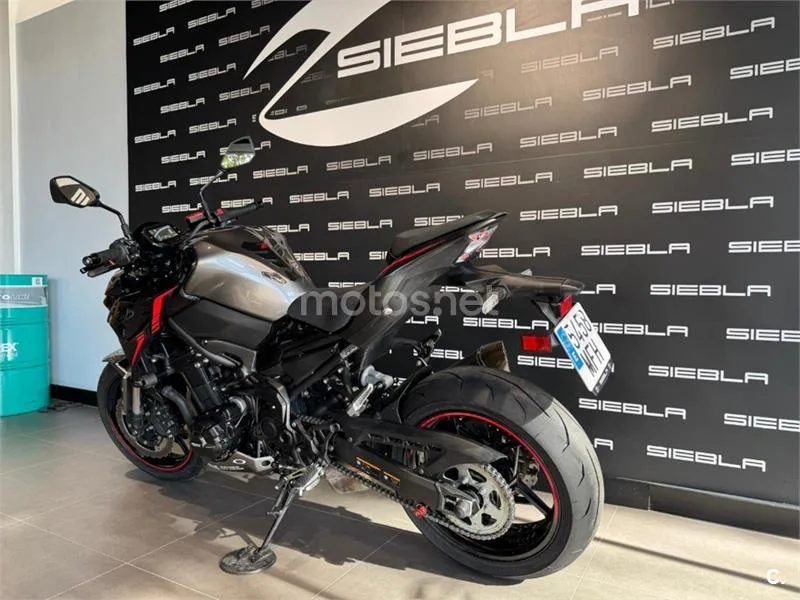 Kawasaki Z900 – Vista 4
