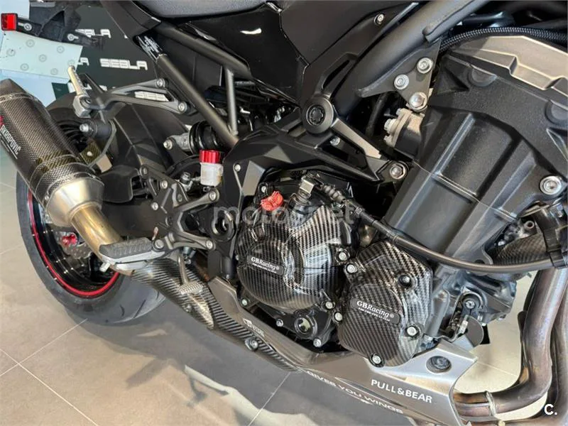 Kawasaki Z900 – Vista 6