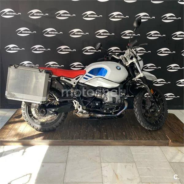 BMW R nineT – Vista 9