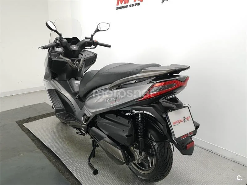 Kymco Grand Dink 300 – Vista 16