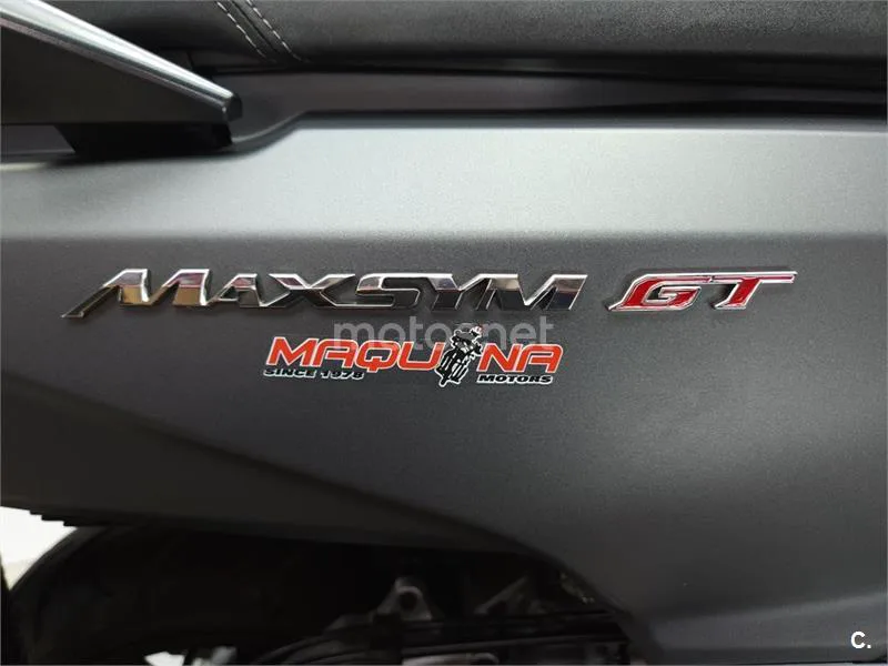 SYM Maxsym GT 400 – Vista 12