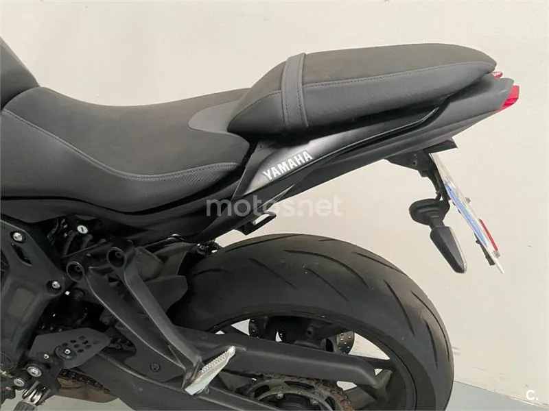 Yamaha MT-07 – Vista 10
