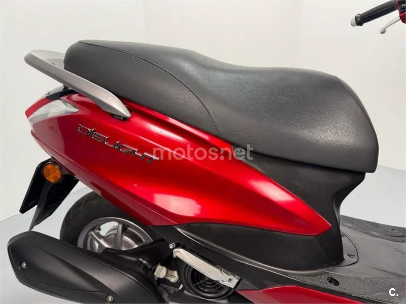 Yamaha D'elight 125 – Vista 8