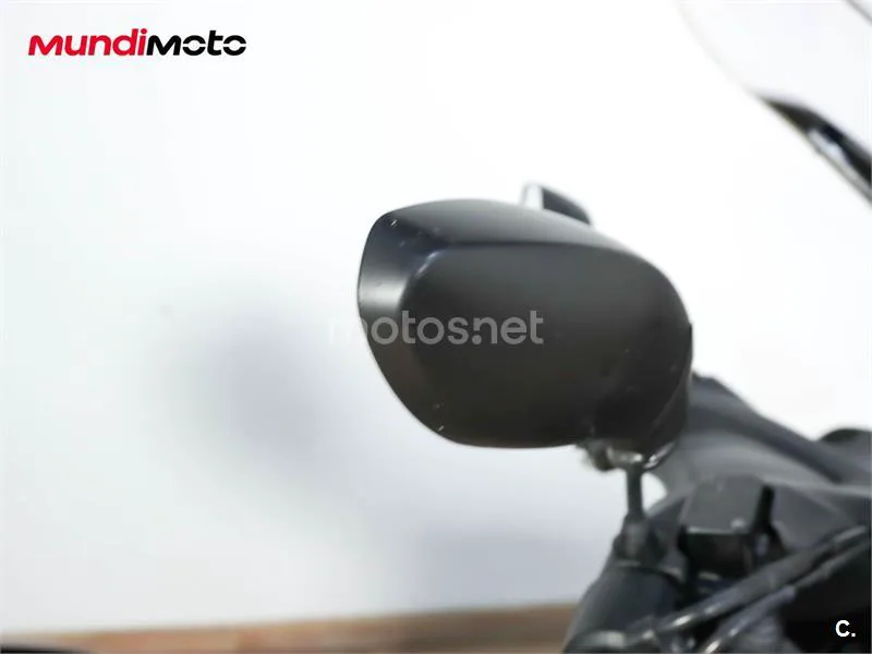 Yamaha Tricity – Vista 14