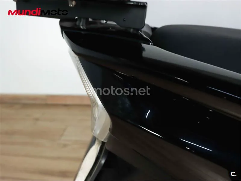 Yamaha Tricity – Vista 17