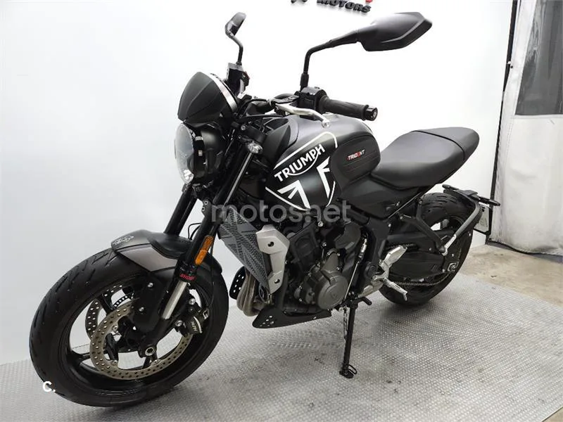Triumph Trident 660 – Vista 16