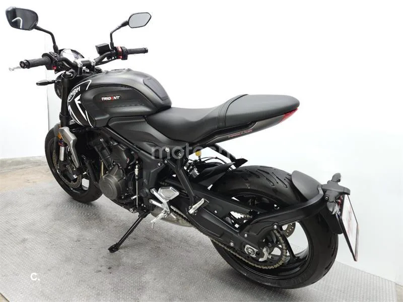 Triumph Trident 660 – Vista 18