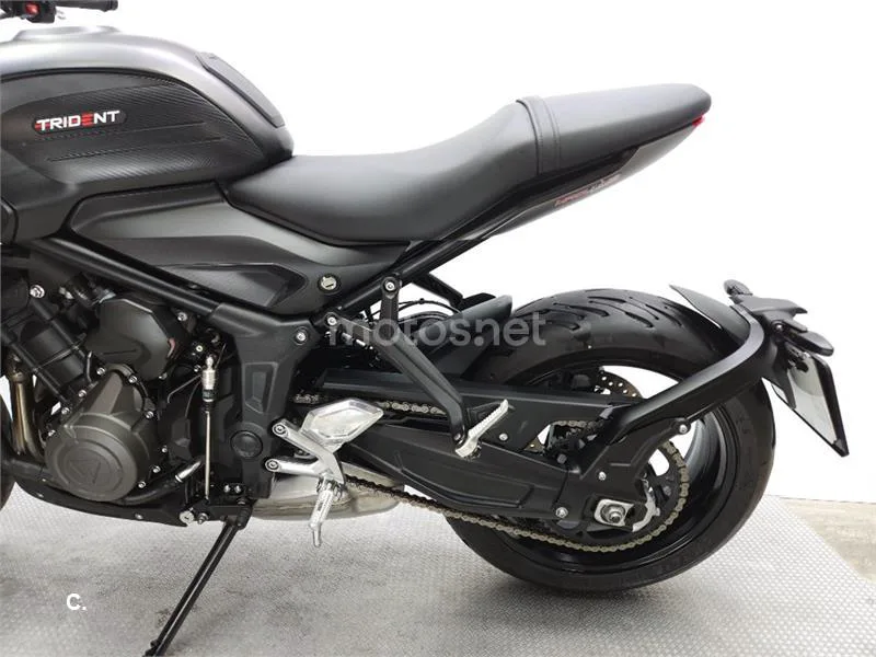 Triumph Trident 660 – Vista 19