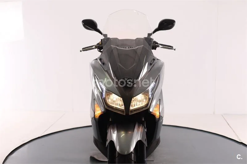 Kymco Grand Dink 300 – Vista 6