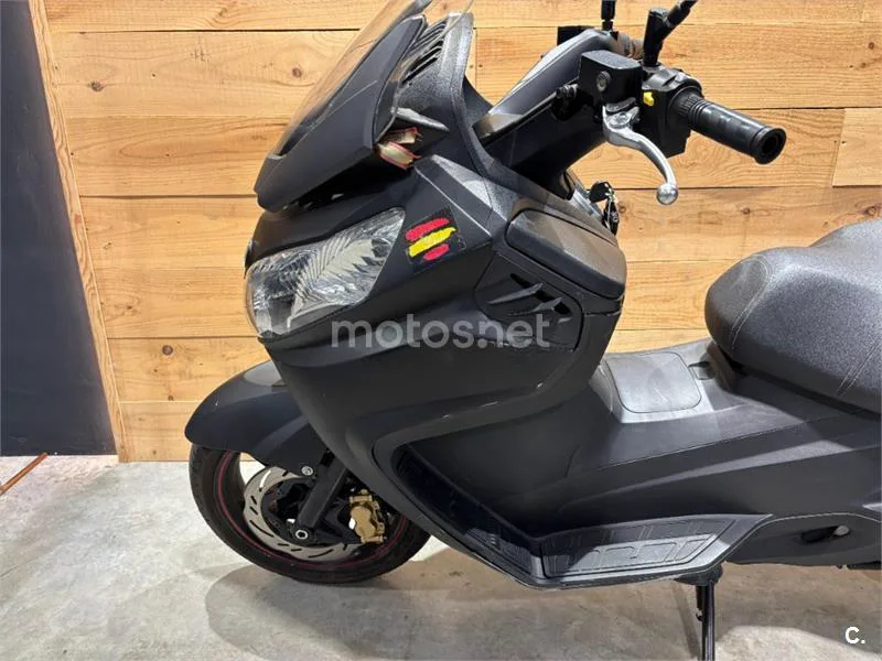 SYM Maxsym 600 – Vista 11