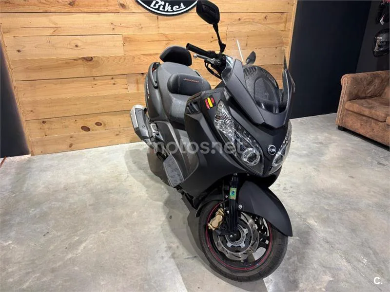 SYM Maxsym 600 – Vista 8