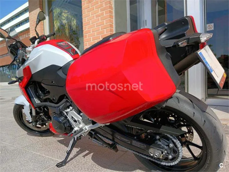 BMW F 900 R – Vista 3