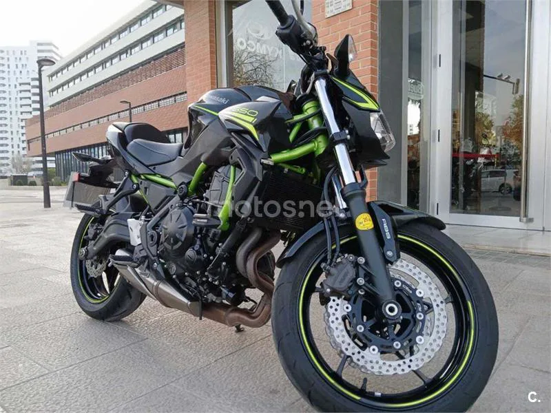 Kawasaki Z650 – Vista 7