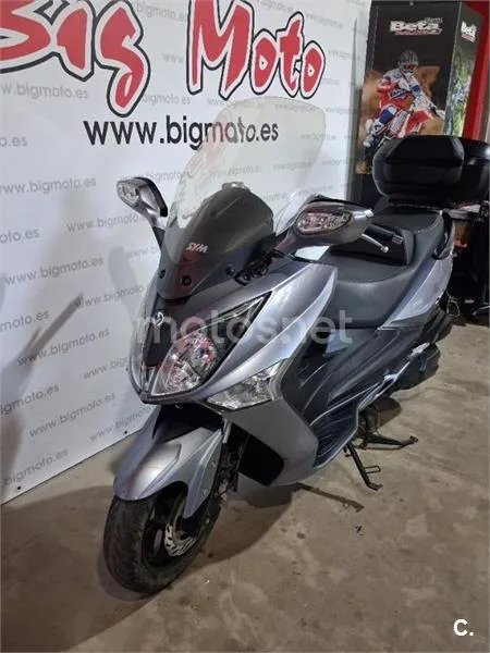 SYM Joymax 300 – Vista 4