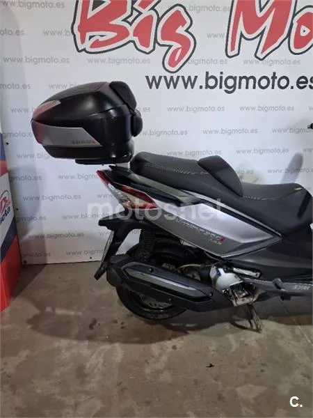 SYM Joymax 300 – Vista 9