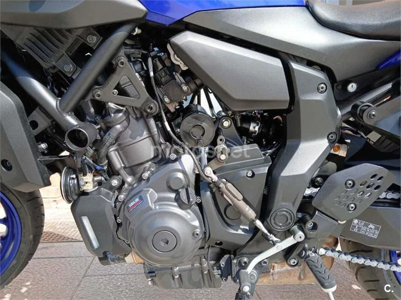 Yamaha MT-07 – Vista 13