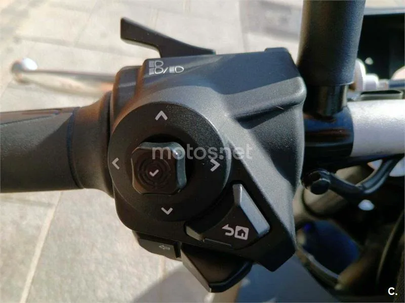 Yamaha MT-07 – Vista 10