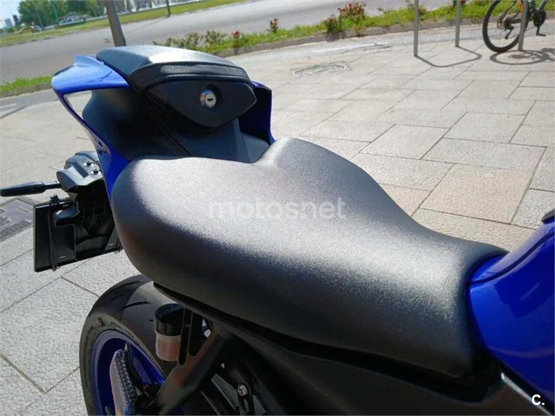 Yamaha R7 – Vista 11