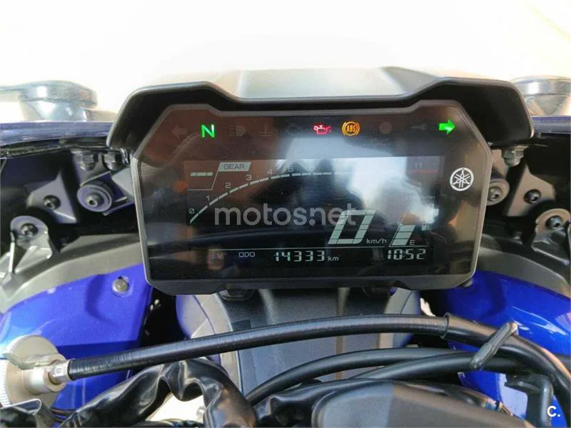 Yamaha R7 – Vista 14