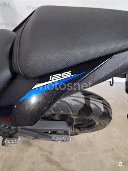 Kawasaki Z125 – Vista 13